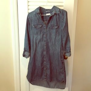 Denim/ Jean Dress. Perfect for Spring